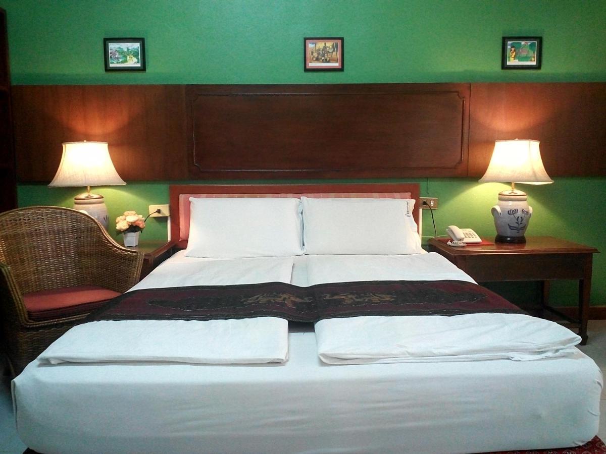 People Place Classic Hotel Sha Extra Plus Chiang Mai Luaran gambar